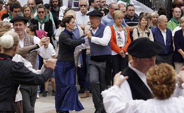 Lezo disfruta su día grande y aguarda ya las Euskal Jaiak