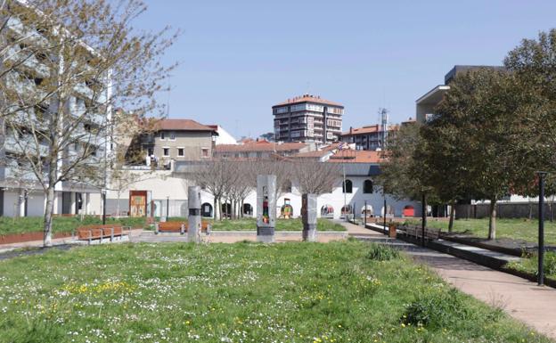 Un detenido en Lasarte-Oria tras amenazar con varios cuchillos a la Ertzaintza después de una pelea