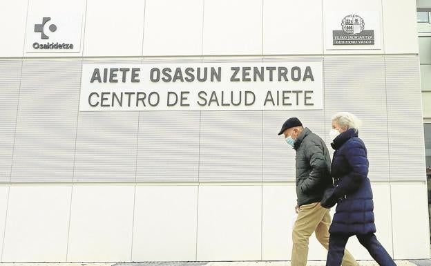 La falta de médicos en Atención Primaria amenaza con agravarse en Euskadi al tener el 27% más de 60 años