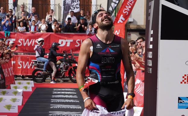 Antonio Benito y Helene Alberdi se imponen en Zarautz