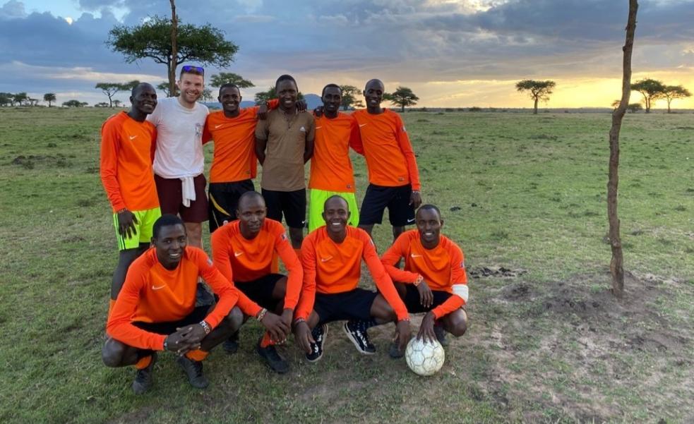 Asier Illarramendi sigue haciendo adeptos a la causa txuri-urdin en Kenia