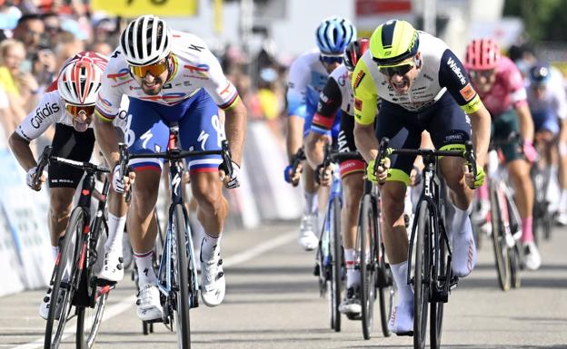 Peter Sagan vuelve a ganar y Alex Aranburu asoma en la Vuelta a Suiza