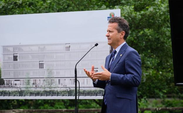 Jokin Bildarratz trabaja en «los flecos» del articulado de la nueva ley vasca