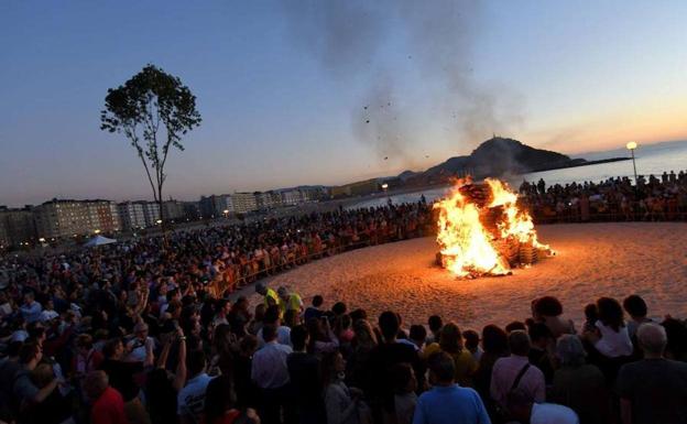 San Sebastián encenderá 18 hogueras por San Juan