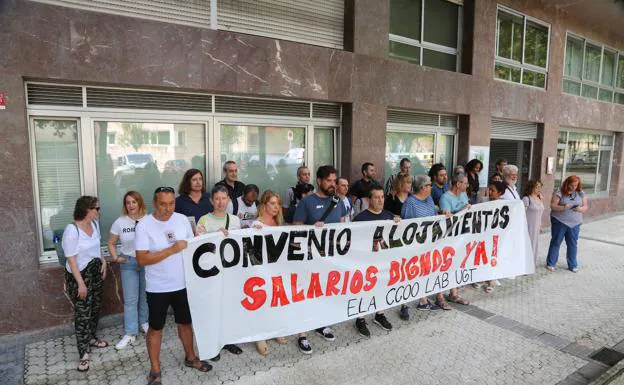 Los trabajadores de hoteles de Gipuzkoa amenazan con ir a la huelga en pleno verano