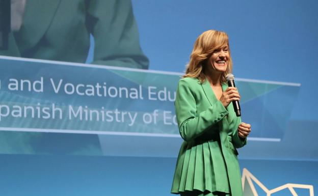 La ministra de Educación destaca el «modelo de éxito» de la formación dual de Euskadi