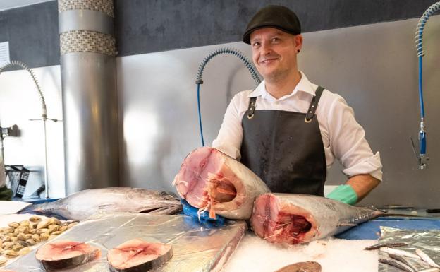 La costera de bonito arranca con el reto de estabilizar precios y alargarse pese al alza del gasóleo