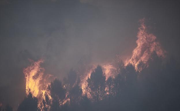 «El pueblo ha quedado arrasado, han sido horas de máxima tensión»