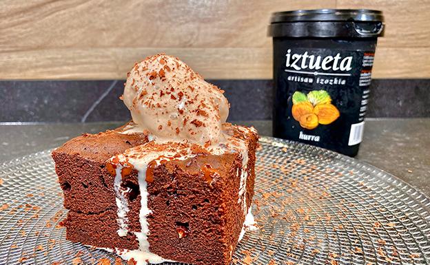 Receta de brownie con helado de avellana