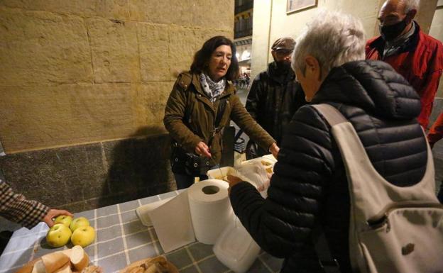 Joven, varón y del Magreb, perfil mayoritario de las cenas solidarias