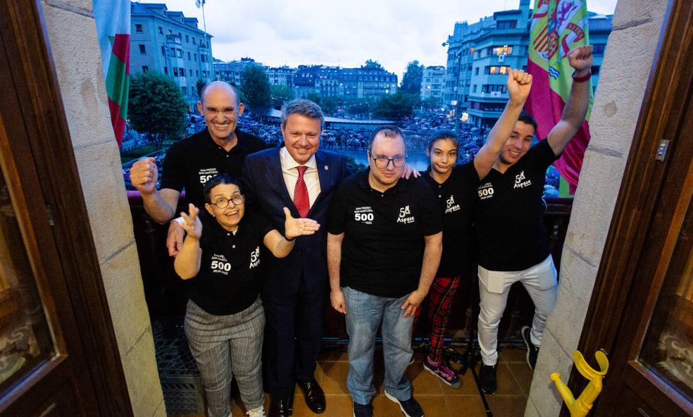 Todo a favor en la primera noche de estos sanmarciales