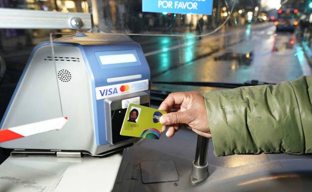 Una Gipuzkoa sin abono transporte confía en aplicar los descuentos en las tarifas Mugi