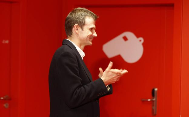 Jon Uriarte, el niño que celebró un título del Athletic con la camiseta de la Real
