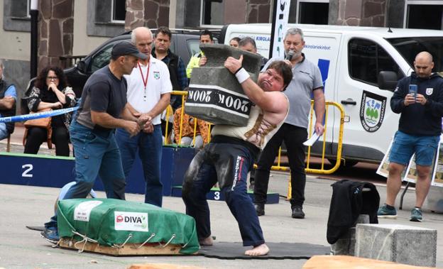 Aimar Irigoien nagusitu zen Agerre harriekin