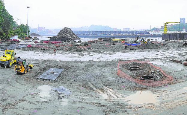 El tráfico siderúrgico se afianza en el Puerto de Pasaia con un nuevo pabellón