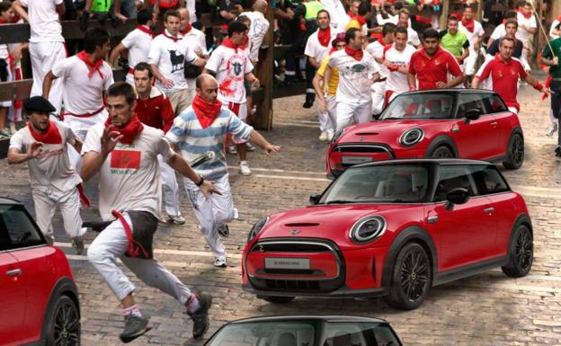 Mañana, el primer encierro sobre Minis en Pamplona