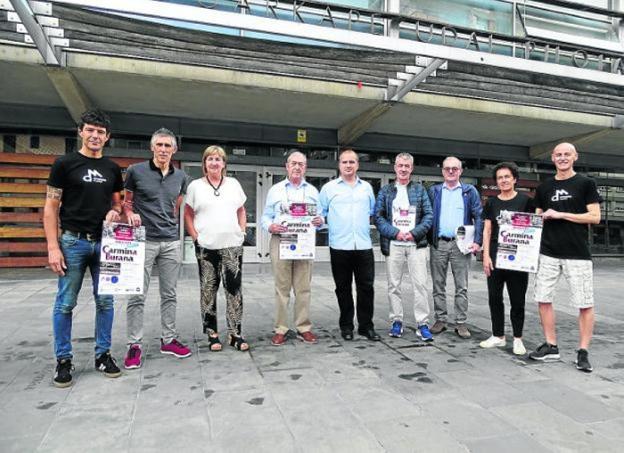 La representación de 'Carmina Burana' llenará el frontón de Uarkape esta noche