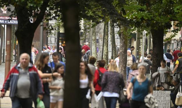 El uso del euskera aumenta y protagoniza más de la mitad de las conversaciones en Tolosa