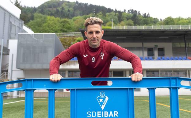 El exarmero Fran Sol se convierte en el quinto fichaje