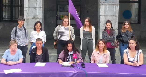 Ayuntamiento y grupos feministas presentan el protocolo contra la violencia machista