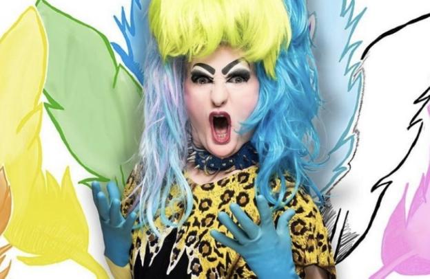 Triana recupera su ADN festivo