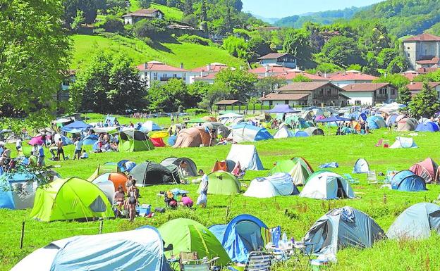 Miles de lesakarras y visitantes despiden unas concurridas fiestas