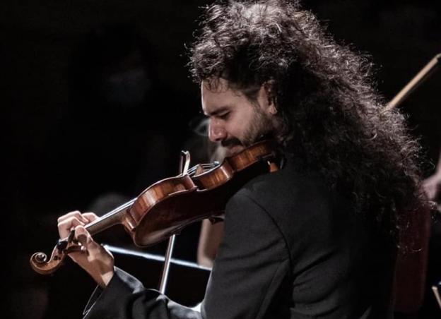 La Joven Orquesta de Canarias y el violinista Nemanja Radulovic, en Azkoitia