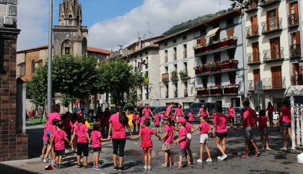 Umeen Egun Arroxako ekintzetan parte hartzeko izena emateko azken eguna da gaur