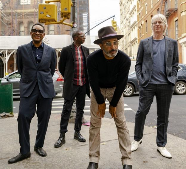 Blues y armónica de Shawn Ellis Amos, esta noche, para calentar Berumuga