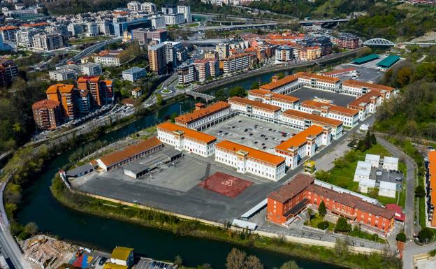 «A Vox le importa más su visión de España que nuestra ciudad»