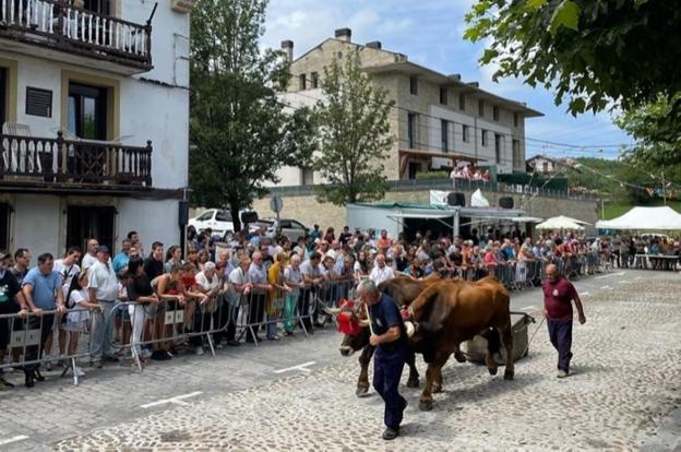 Santiyoen lehenengo asteburua osatuta, giro ederrean