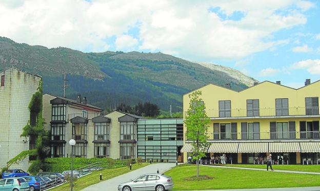 Desencuentros en el Pleno municipal por el convenio para la residencia San José