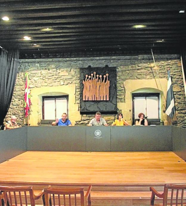 Herriko industrialdeak biziberritzeko hitzarmena onartu da