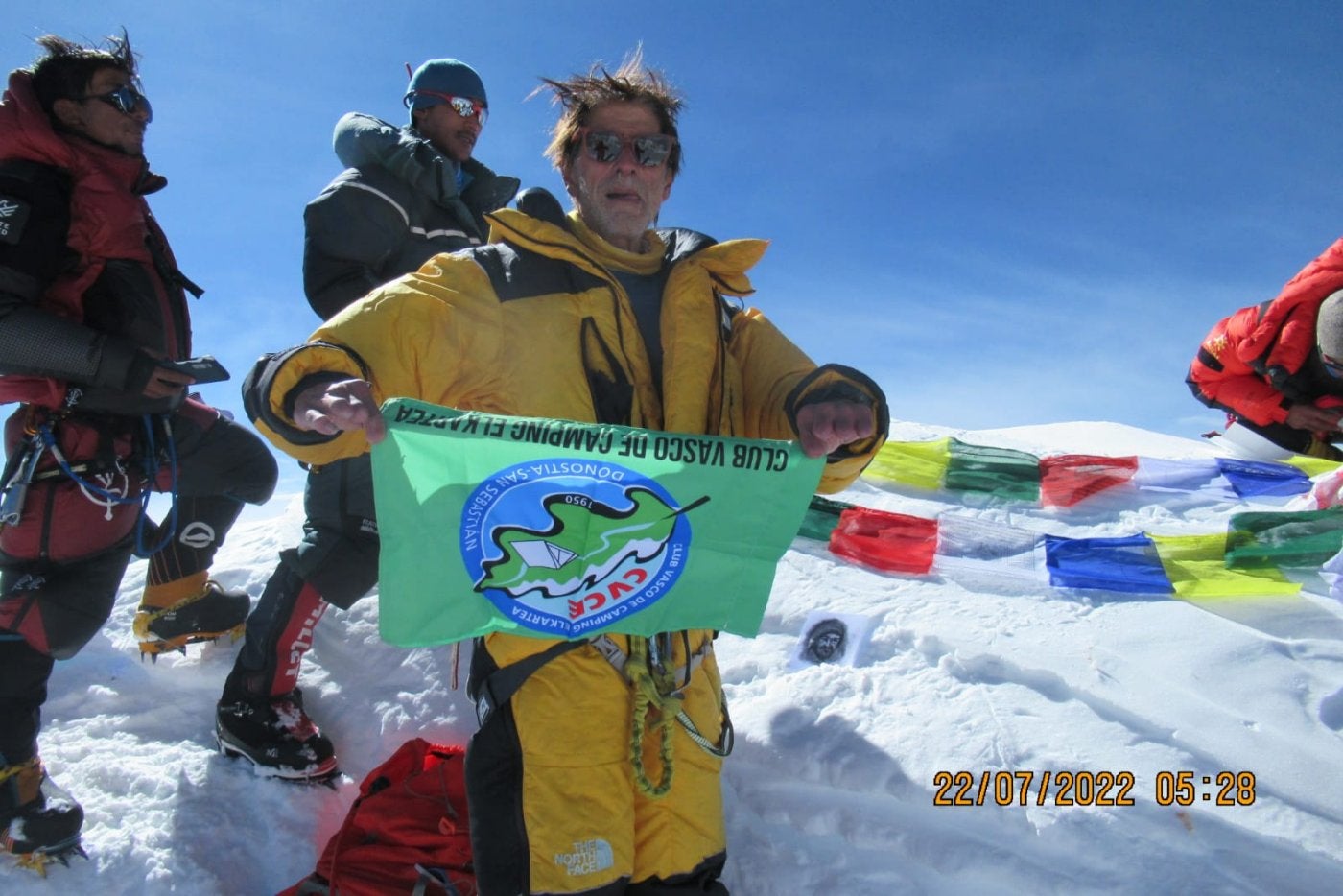 Iñigo Castiñeyra cumple «un sueño de infancia» al hacer cima en el K2