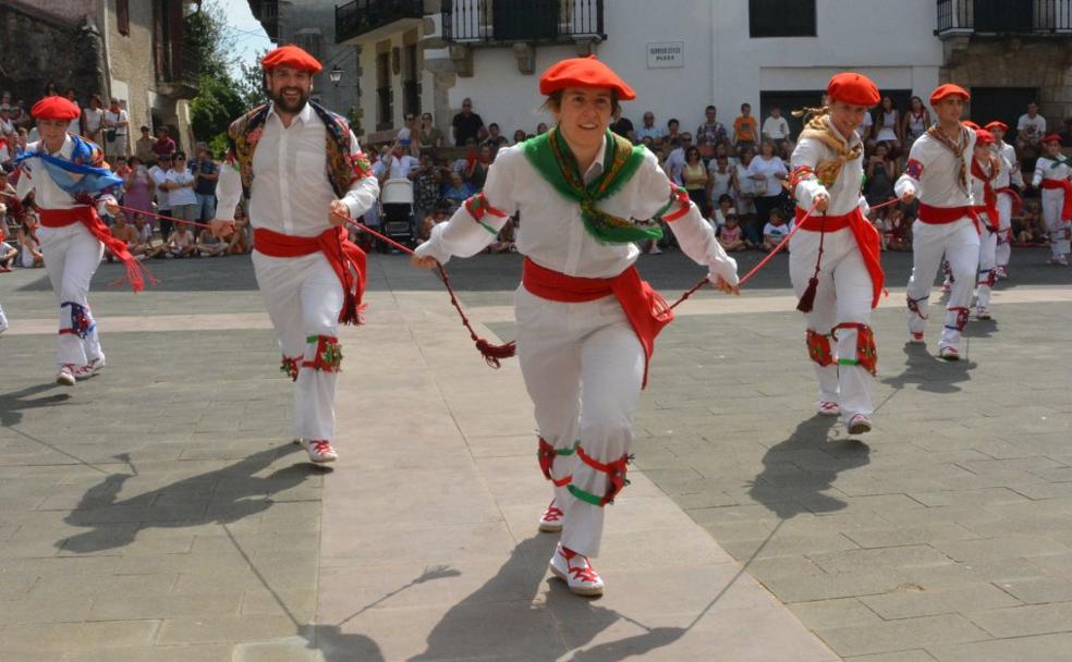 Bera vuelve a bailar por su patrón, San Esteban