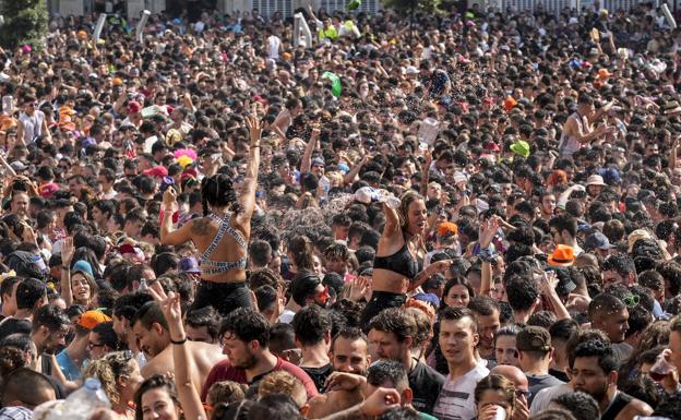 Tres mujeres denuncian haber sufrido pinchazos en el primer día de fiestas de Vitoria