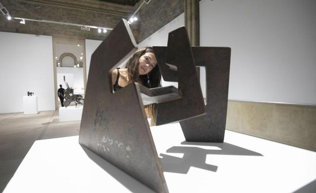 La exposición de Chillida y Oteiza se perfila como la más visitada tras su reapertura
