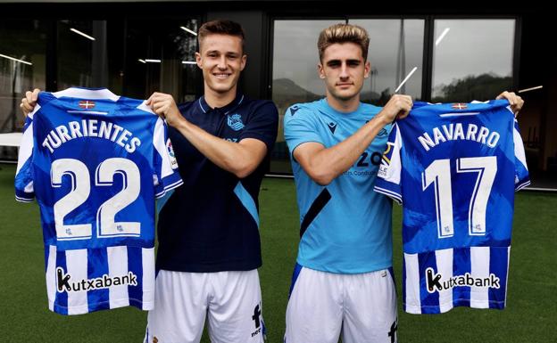 Turrientes y Navarro lucirán los dorsales 22 y 17 del primer equipo