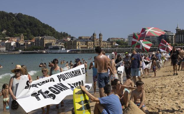 Etxerat pide el «fin de la excepcionalidad penitenciaria» para los 180 presos de ETA aún en prisión