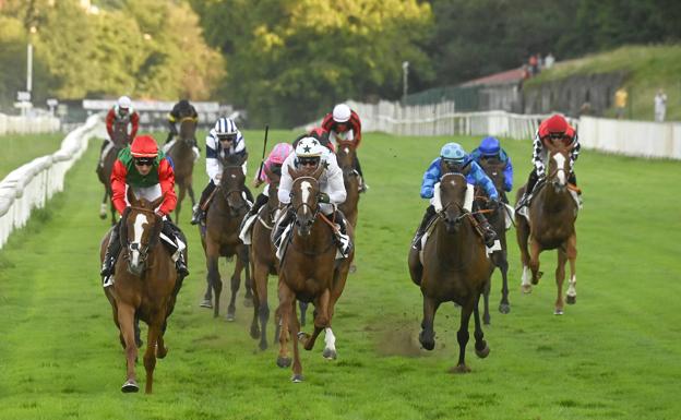Solo había un trono para dos reinas y 'Hardpia' se lleva el Premio María Cristina