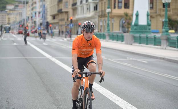Xabier Mikel Azparren (Euskaltel Euskadi) irá a los Campeonatos de Europa, pero no disputará la crono