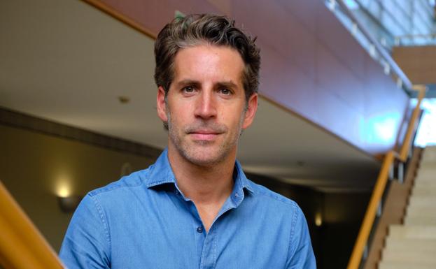 «Me impresiona el alto nivel de Xabier Anduaga, Elena Sancho y todo el elenco»