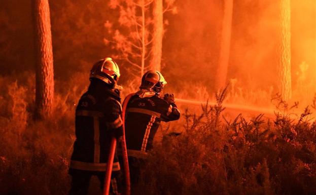 Las autoridades francesas sospechan que el incendio de las Landas ha sido intencionado