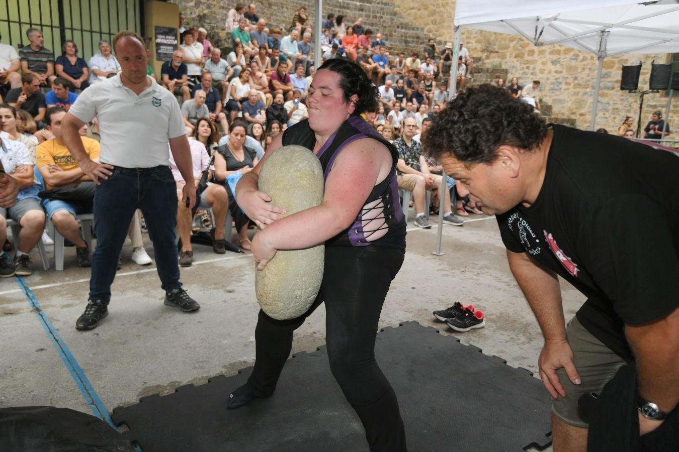 Urra destrona a Eizmendi en la Igeldoko Harria