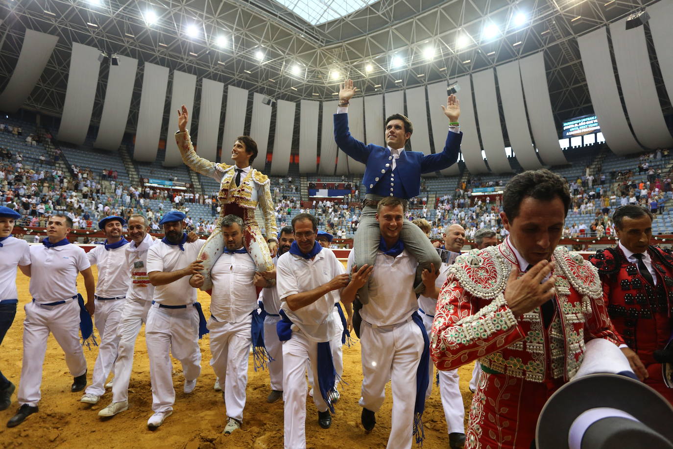 Las imágenes de la última corrida de la Semana Grande de San Sebastián