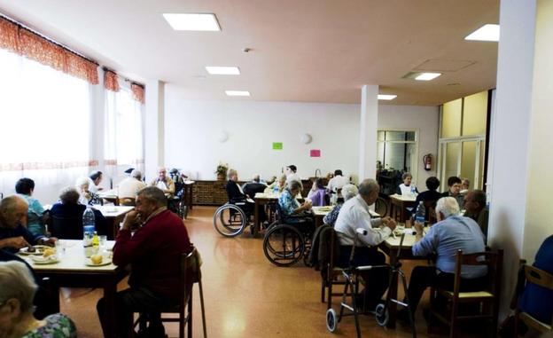 Proponen que los usuarios puedan elegir la residencia de ancianos a la que quieren ir