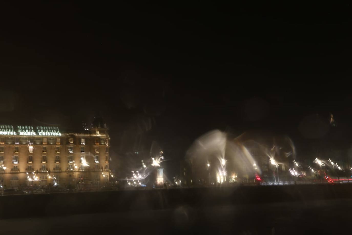 El temporal obliga a suspender los fuegos