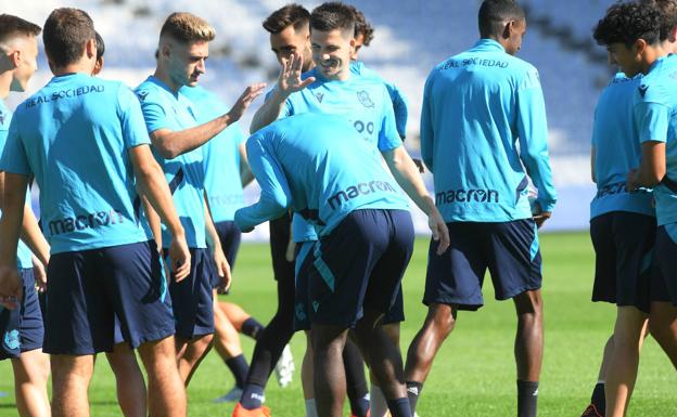 Merino, Illarra y Zubimendi no entrenan en Anoeta