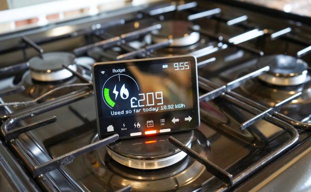 Precio de la luz hoy domingo 21 de agosto: las horas más baratas para poner los electrodomésticos