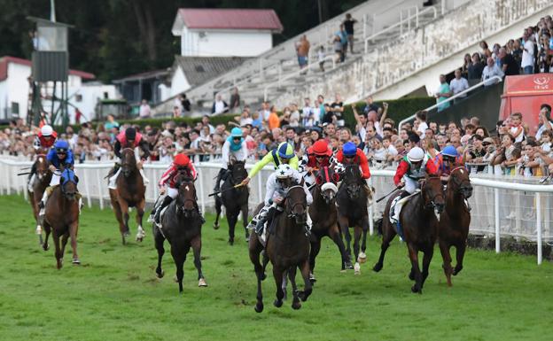 'Samedi Rien' gana el Gobierno Vasco con la exhibición de todo el verano